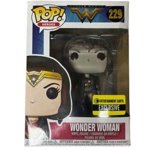 Wonder Woman Pop Heroes Figure